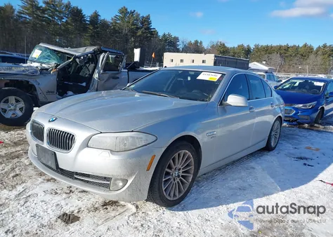 2011 BMW 535I xDrive z USA, uszkodzony, nr VIN WBAFU7C5XBC877558
